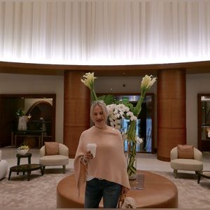 Meet your Posher, Lis